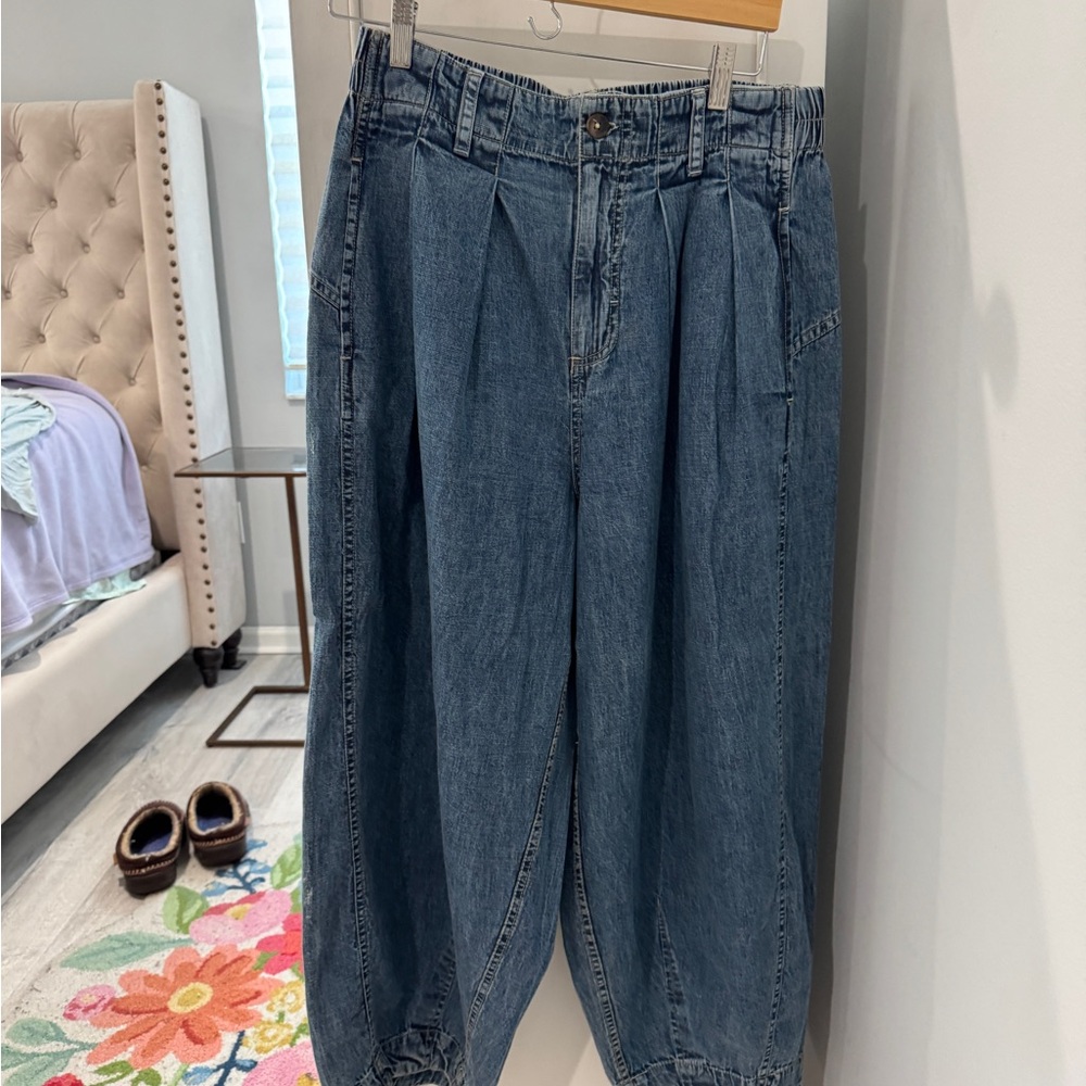 free People haram jean.. lightweight denim 100% cotton.
